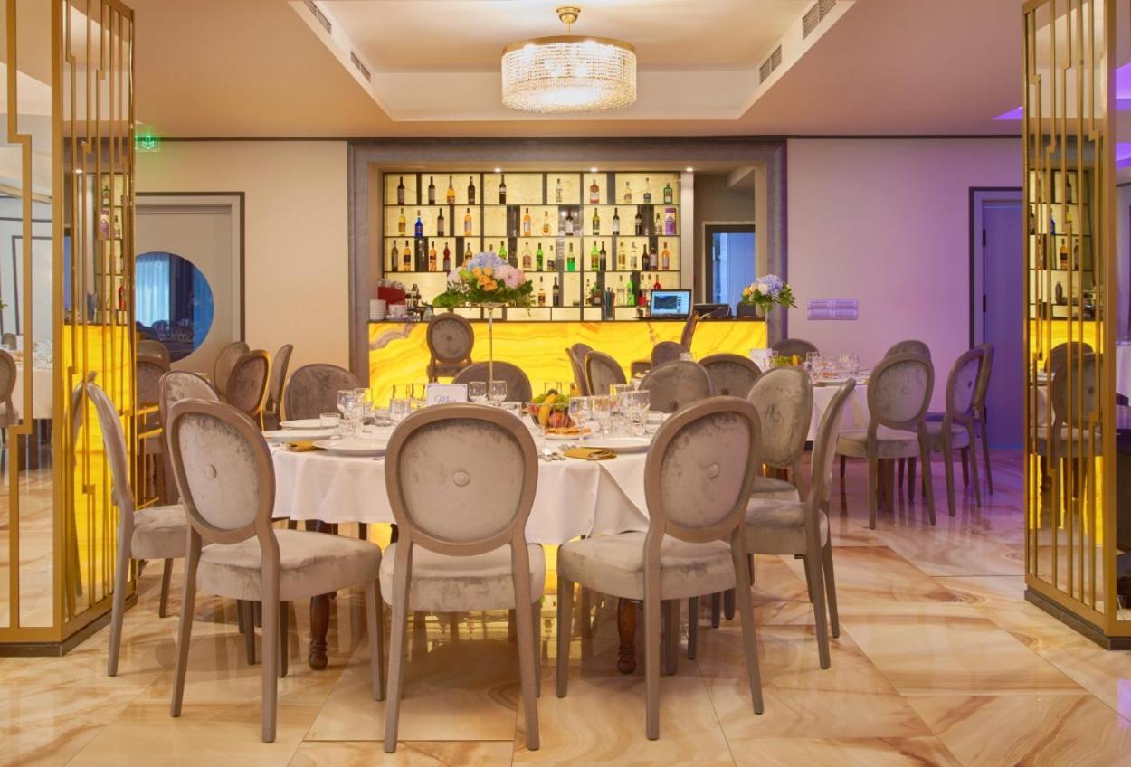 Hotel Univers كلوج-نابوكا المظهر الخارجي الصورة