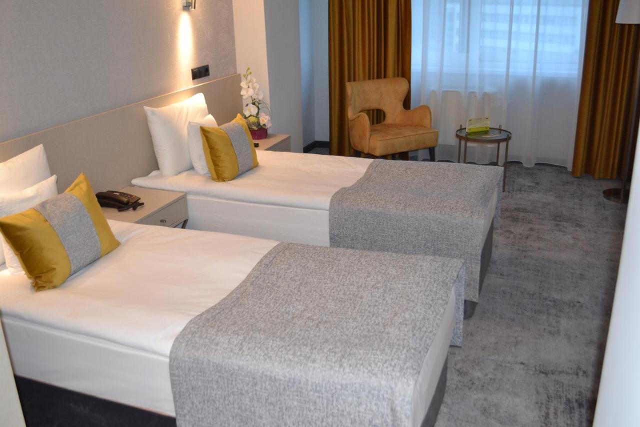 Hotel Univers كلوج-نابوكا المظهر الخارجي الصورة