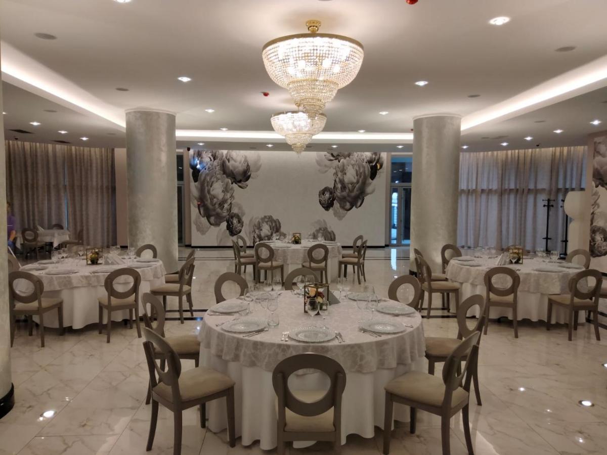 Hotel Univers كلوج-نابوكا المظهر الخارجي الصورة